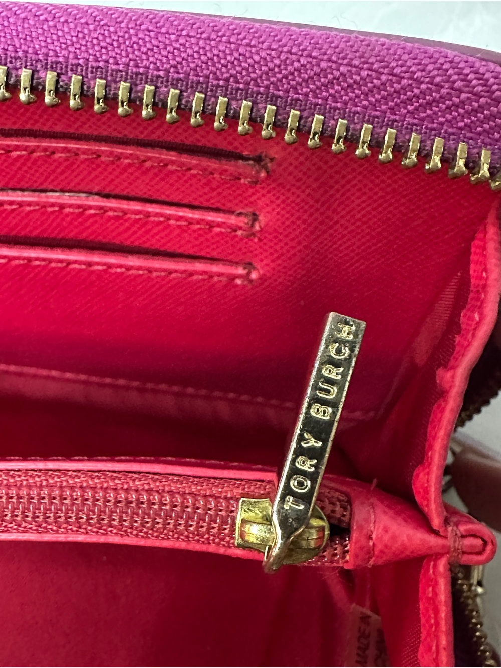 Tory Burch Purple Leather Zip Wristlet with Gold Logo Zip Around W/ Strap - Picture 8 of 10